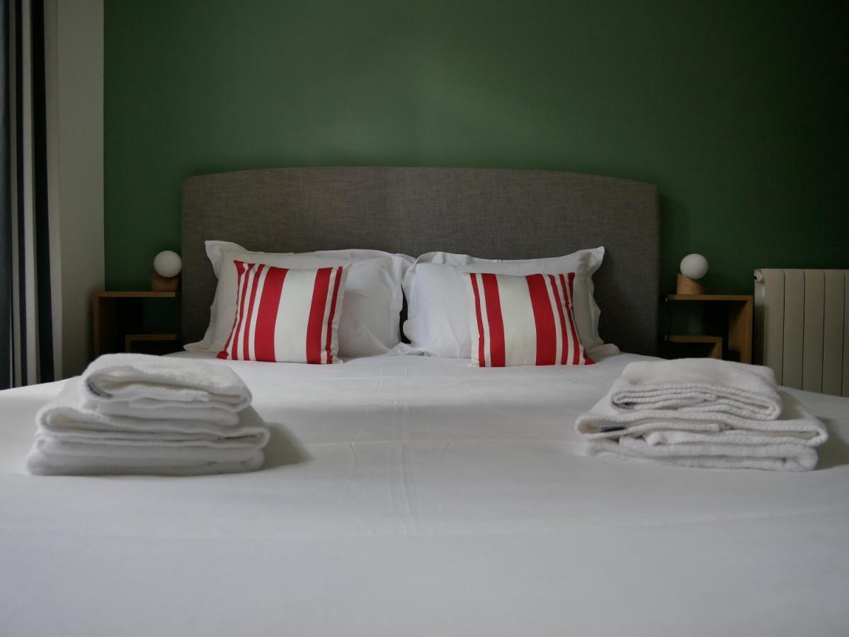 Auberge Trabenia Ascain Luaran gambar
