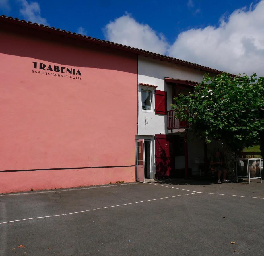 Auberge Trabenia Ascain Luaran gambar